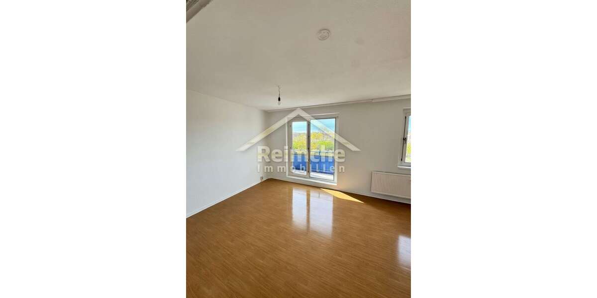 Etagenwohnung Schönebeck - 4 Zimmer, 65 m&sup2;, 31.900&euro; | Angebot:27453441