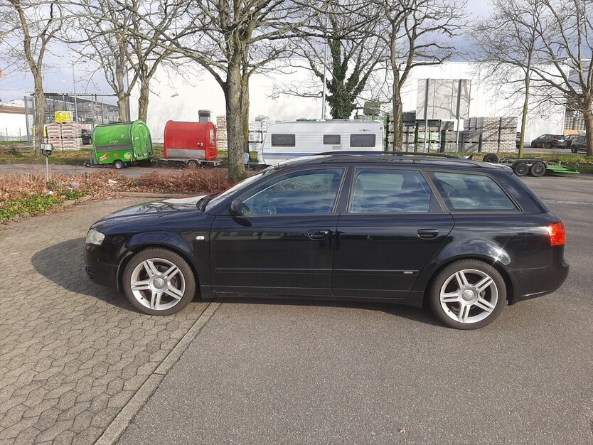 Audi A4 288.000 km 3.900 € Emmendingen 79312