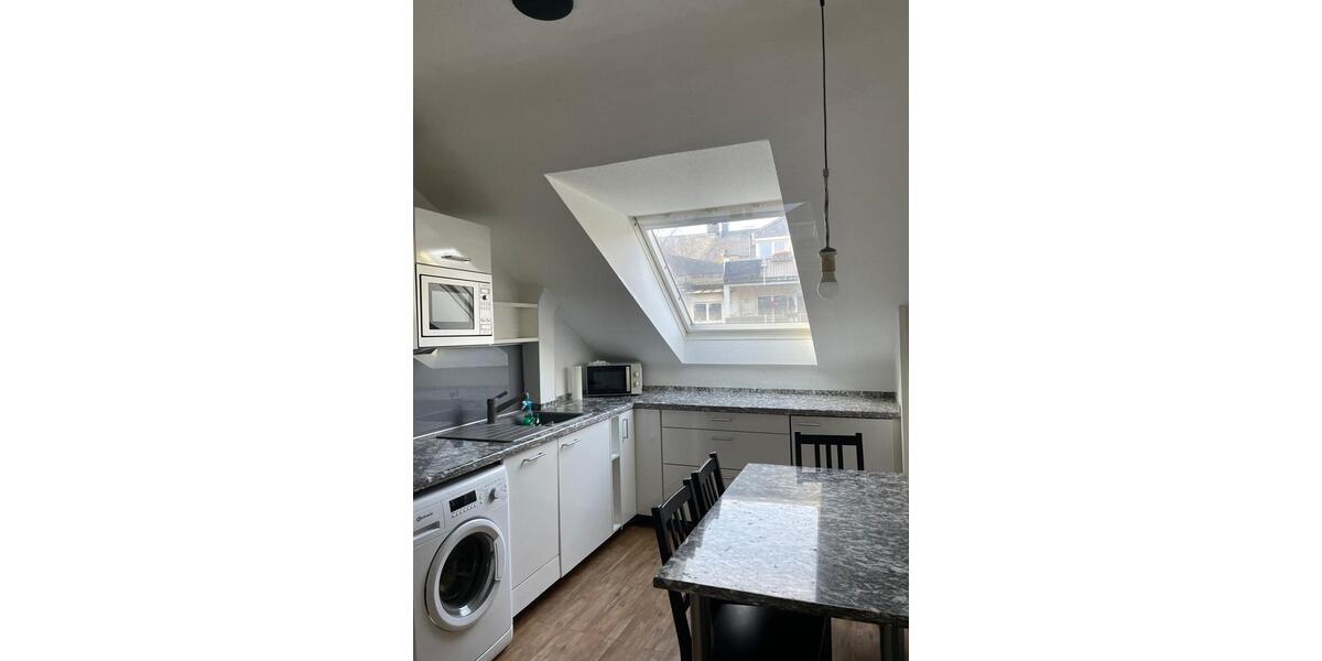 Dachgeschoßwohnung Frankfurt am Main Nord-West - 2 Zimmer, 69 m&sup2;, 315.000&euro; | Angebot:25274724