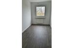 Erstbezug nach Sanierung - 4 - Raumwohnung mit Balkon und Aufzug, Am Sportpark 20 ab 01.2026!! zimmer