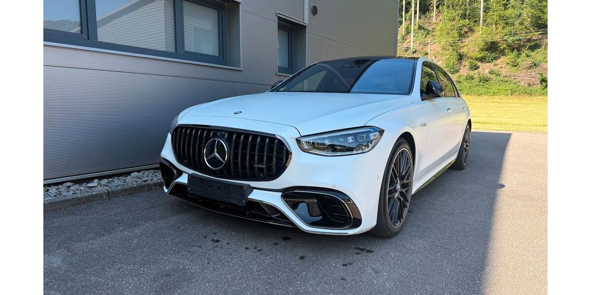Mercedes-Benz S 63 AMG 4.000 km 166.900 &euro; Mühlenbach 77796