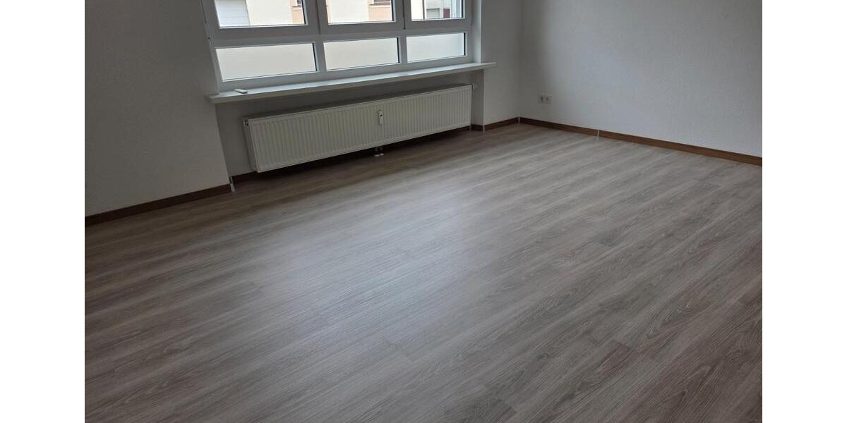 Erdgeschoßwohnung Schmelz - 5 Zimmer, 124 m&sup2;, 780&euro; | Angebot:26408963