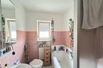 Gepflegtes Wohnhaus mit drei Mieteinheiten