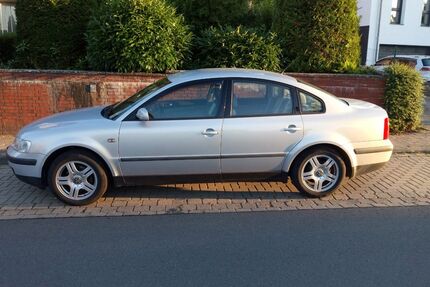 VW Passat 325.000 km 600 € Königslutter 38154