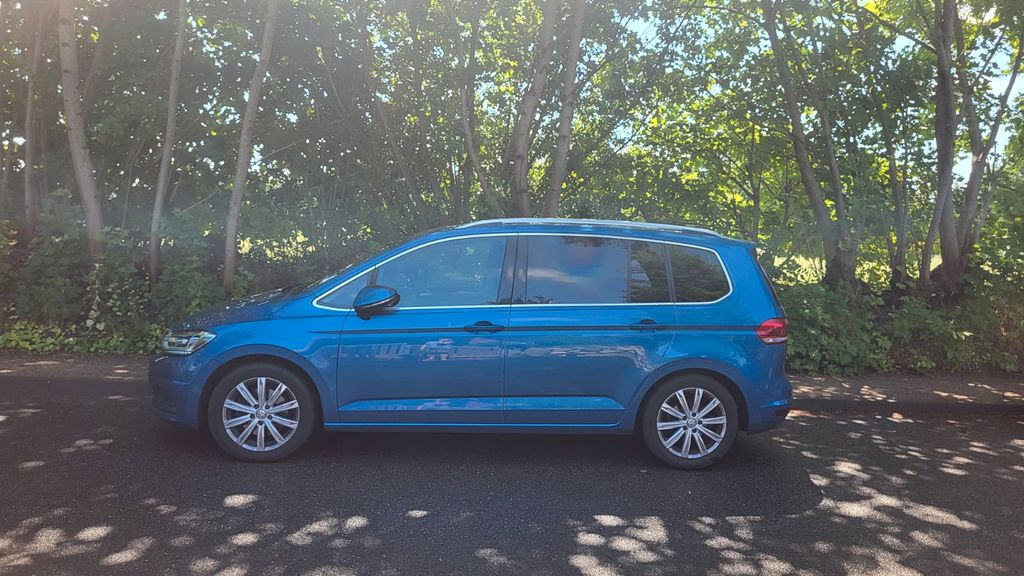 VW Touran 100.000 km 21.299 &euro; Hamburg 22397