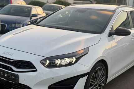 Kia ceed Sportswagon 93.000 km 17.999 &euro; Gundelsheim 74831