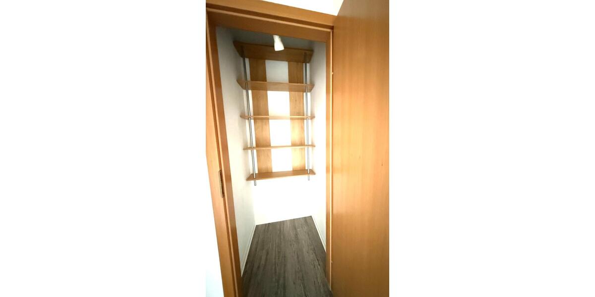 Dachgeschoßwohnung Magdeburg Nordwest - 2 Zimmer, 55 m&sup2;, 400&euro; | Angebot:25415665