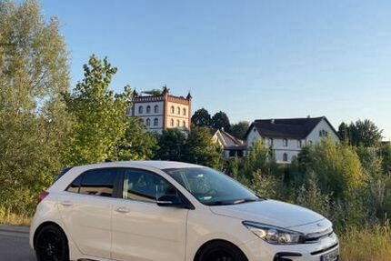 Kia Rio 53.000 km 15.999 &euro; Achern 77855