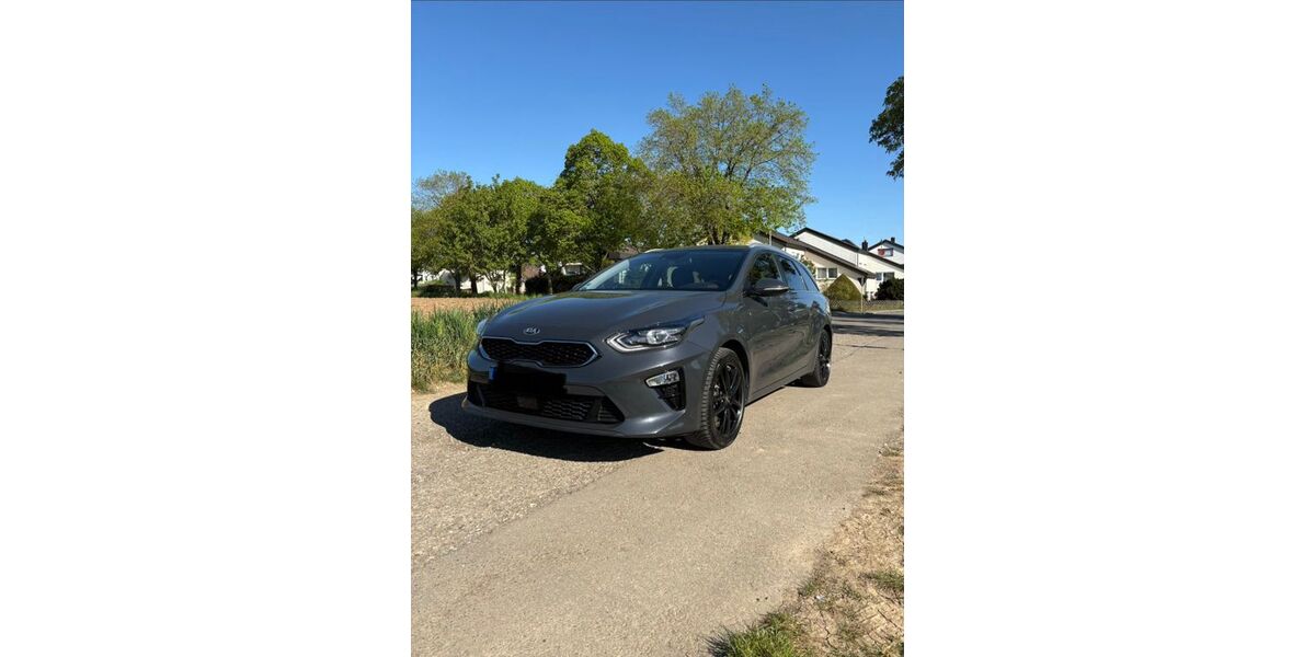 Kia ceed Sportswagon 88.000 km 17.950 &euro; Waiblingen 71334