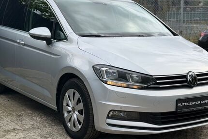 VW Touran 116.657 km 14.790 &euro; Berlin 12249