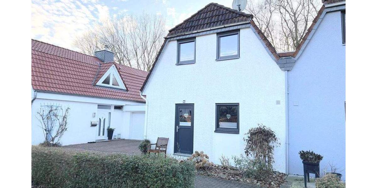 PURNHAGEN-IMMOBILIEN - Moderne und gepflegte Doppelhaushälfte mit Garage in ruhiger Lage von Aumund 3 zimmer