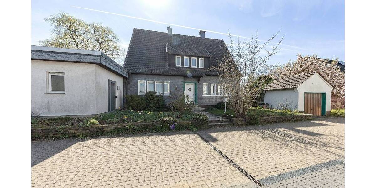 Mit Erbpacht: Familienfreundliches Einfamilienhaus mit Balkon, Terrasse und Garage in beliebter Lage! 1 zimmer