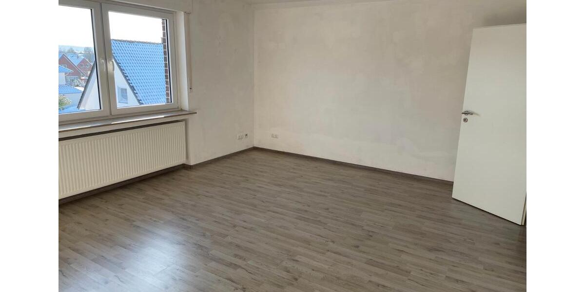 Dachgeschoßwohnung Bramsche - 2.5 Zimmer, 92 m&sup2;, 640&euro; | Angebot:26005651