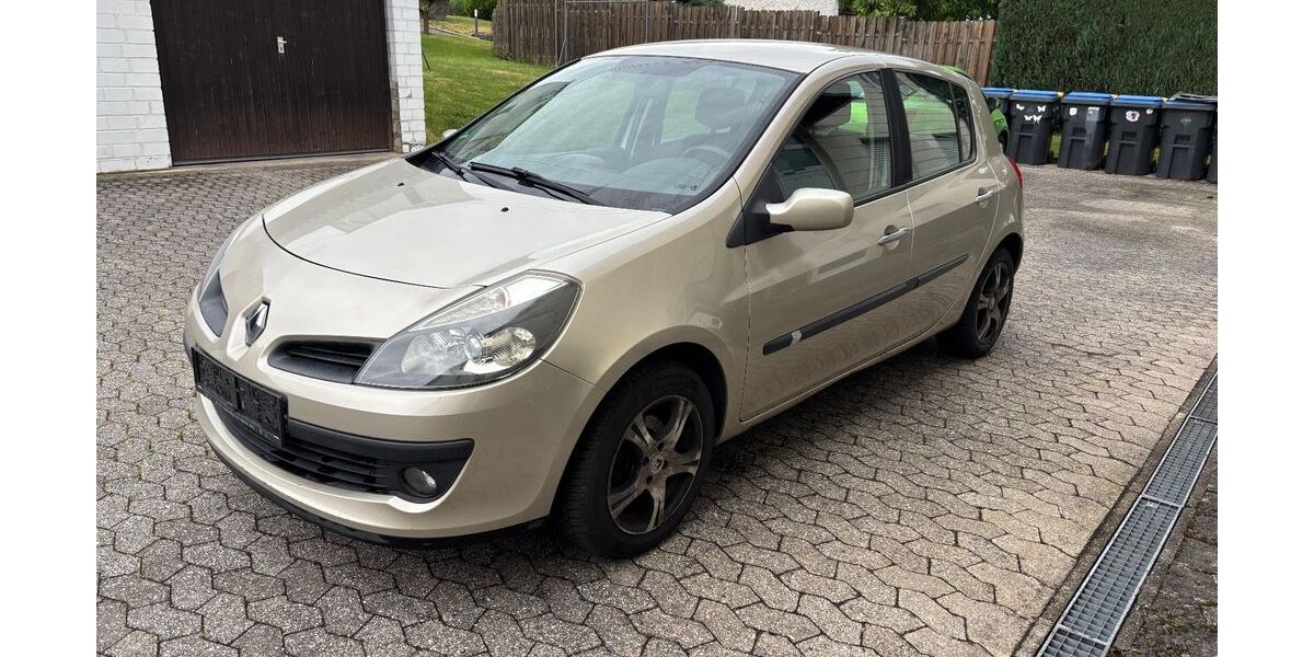Renault Clio 191.598 km 1.250 &euro; Kaisersesch 56759