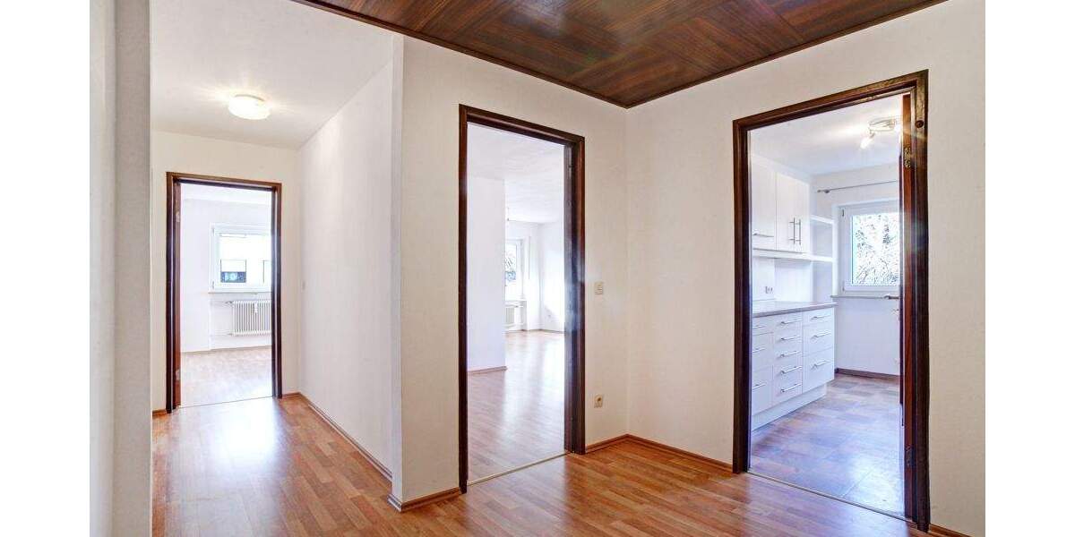 Etagenwohnung Geretsried Gartenberg - 3 Zimmer, 83 m&sup2;, 350.000&euro; | Angebot:25747792