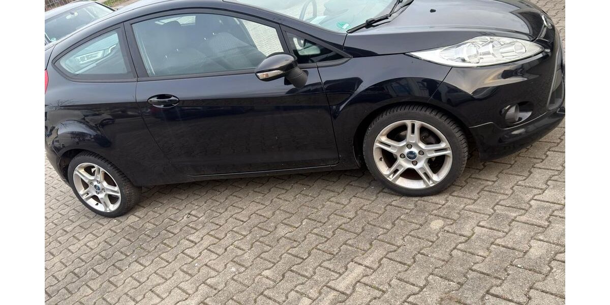 Ford Fiesta 74.000 km 3.990 &euro; Memmingen 87700