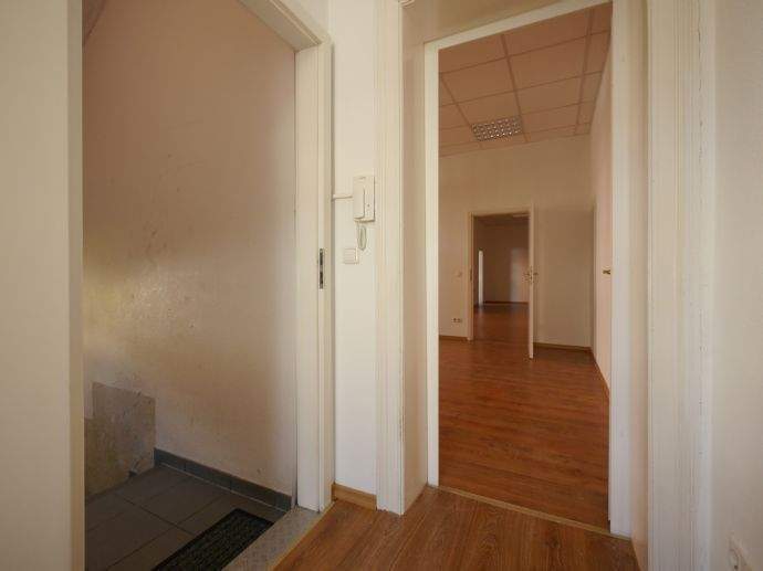 Gewerbeobjekt Erfurt Altstadt - 4 Zimmer, 188 m&sup2;, 1.410&euro; | Angebot:25563349