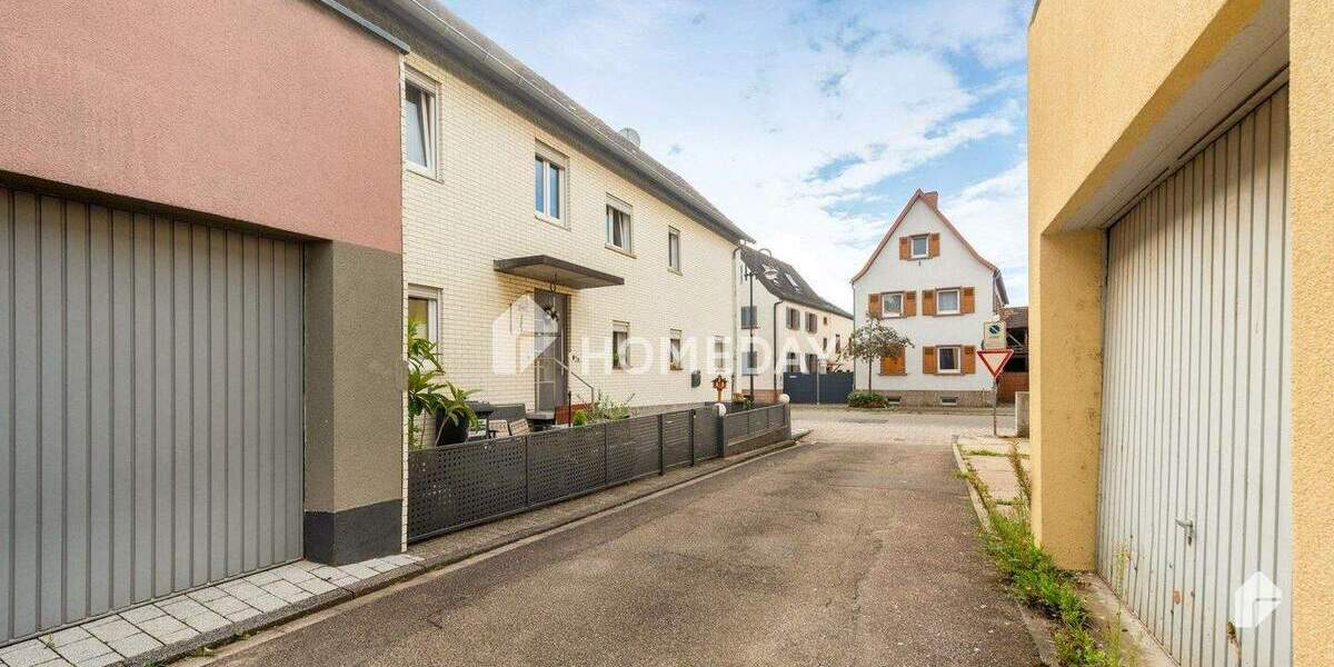 EFH ohne Garten, Hof oder Garage - großzügig wohnen im Herzen von Herxheim 5 zimmer