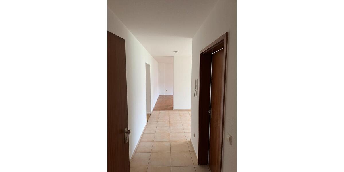 Erdgeschoßwohnung Salem - 3.5 Zimmer, 75 m&sup2;, 975&euro; | Angebot:25639882