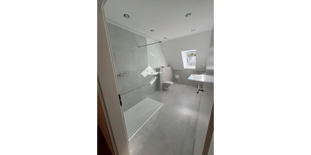 Doppelhaushälfte Lübbecke - 4.5 Zimmer, 108 m&sup2;, 1.100&euro; | Angebot:25396672