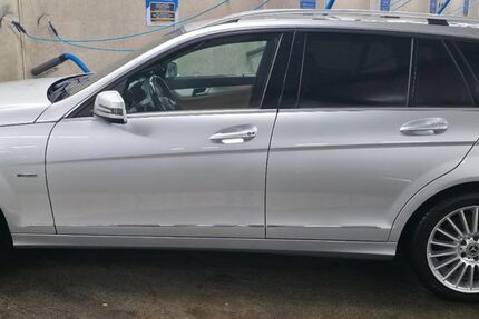 Mercedes-Benz C 250 261.000 km 8.500 &euro; Grevenbroich 41515