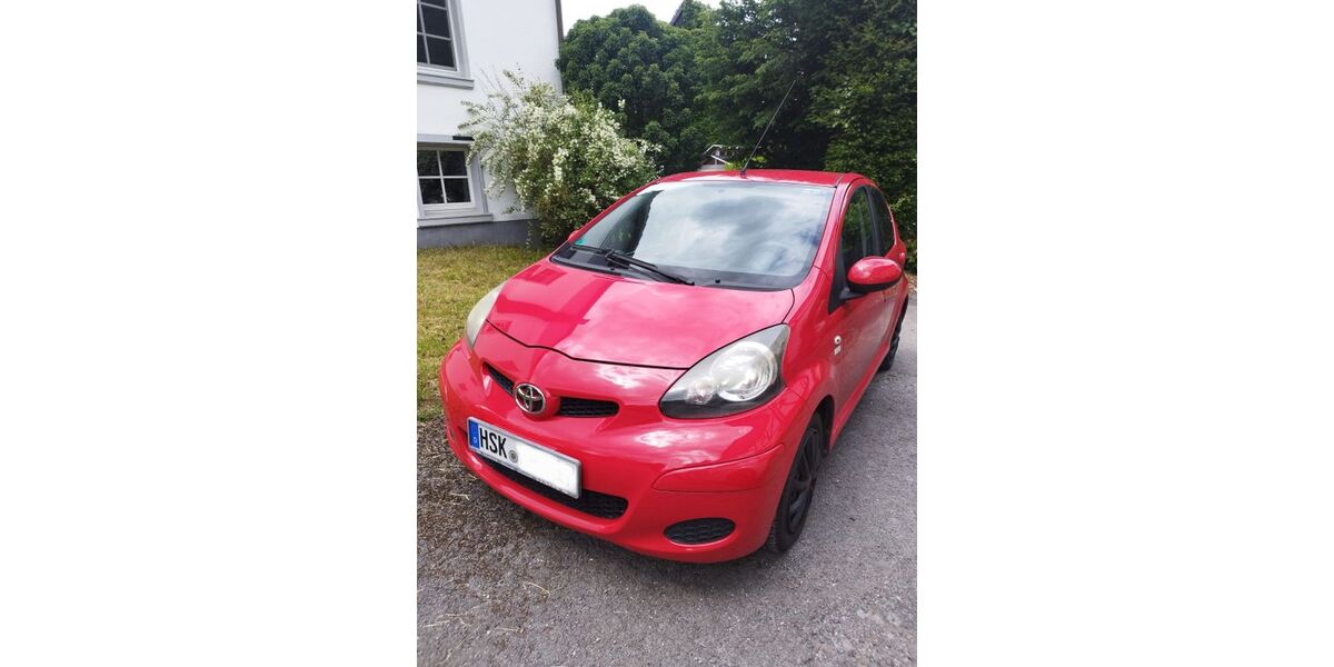 Toyota Aygo (X) 159.000 km 2.100 &euro; Balve 58802