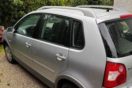 VW Polo 94.000 km 4.299 € Traunstein 83278