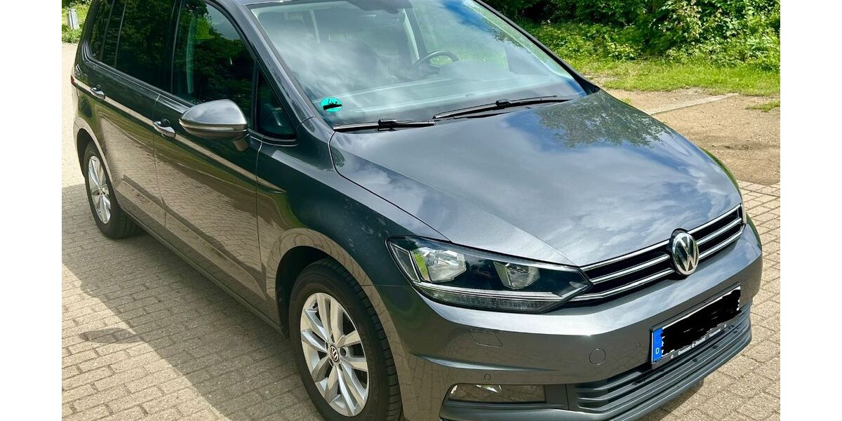 VW Touran 127.750 km 18.200 &euro; Düren 52353