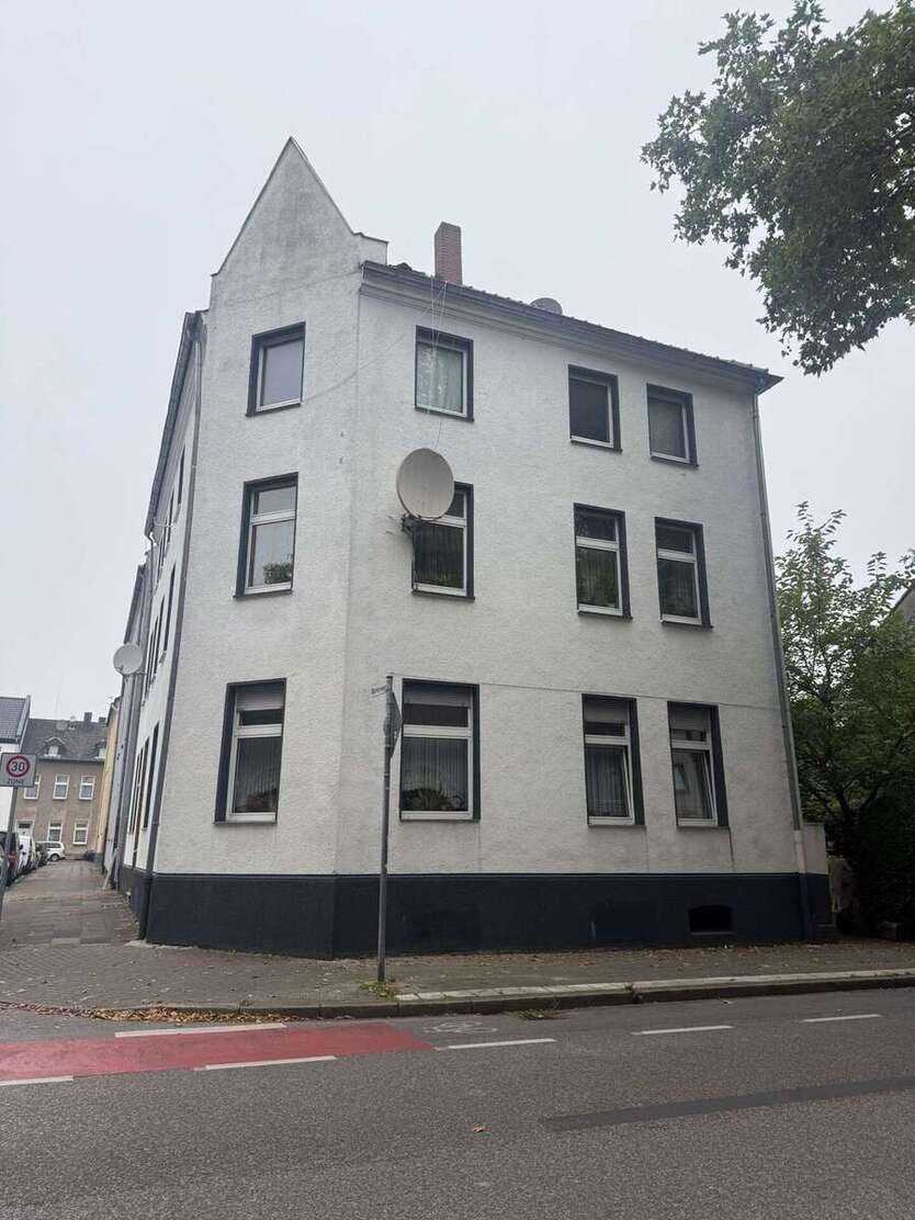 Wohnung zum Kaufen in Gelsenkirchen Resse 115.000 € 121 m² 4 zimmer