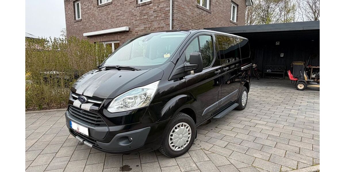 Ford Tourneo Custom 180.000 km 13.599 &euro; Schortens 26419