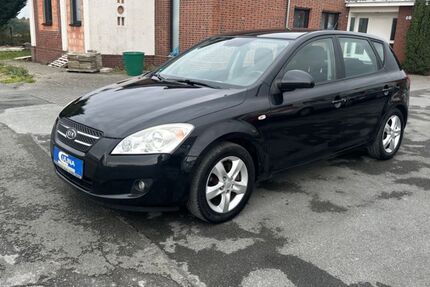 Kia ceed / Ceed 209.000 km 2.850 € Erwitte 59597
