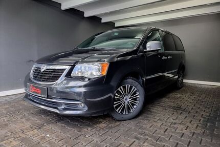 Lancia Voyager