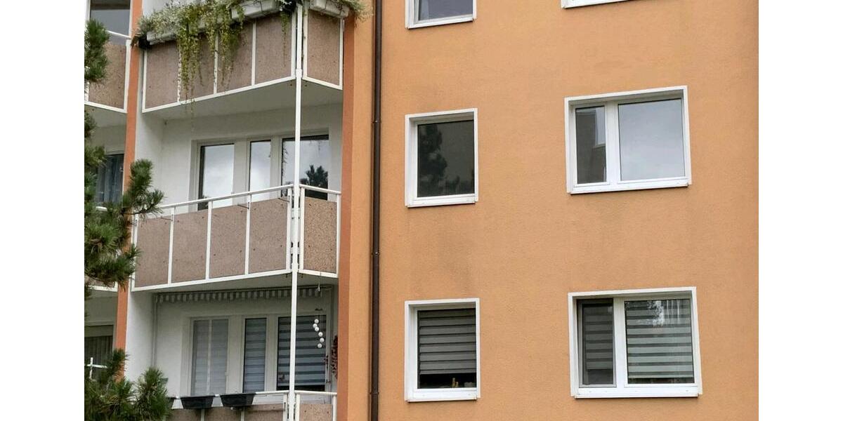 Etagenwohnung Eisenach - 4 Zimmer, 75 m&sup2;, 80.000&euro; | Angebot:27127704