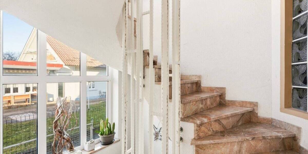 Mehrfamilienhaus, Wohnhaus Pfullendorf - 9 Zimmer, 201 m&sup2;, 439.000&euro; | Angebot:26358735