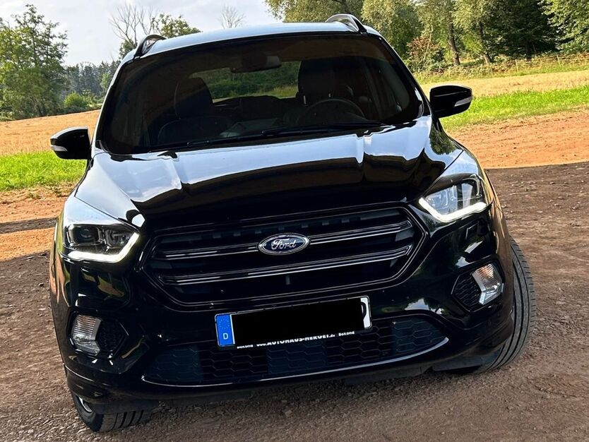 Ford Kuga 87.000 km 17.800 € Wispelt 54538