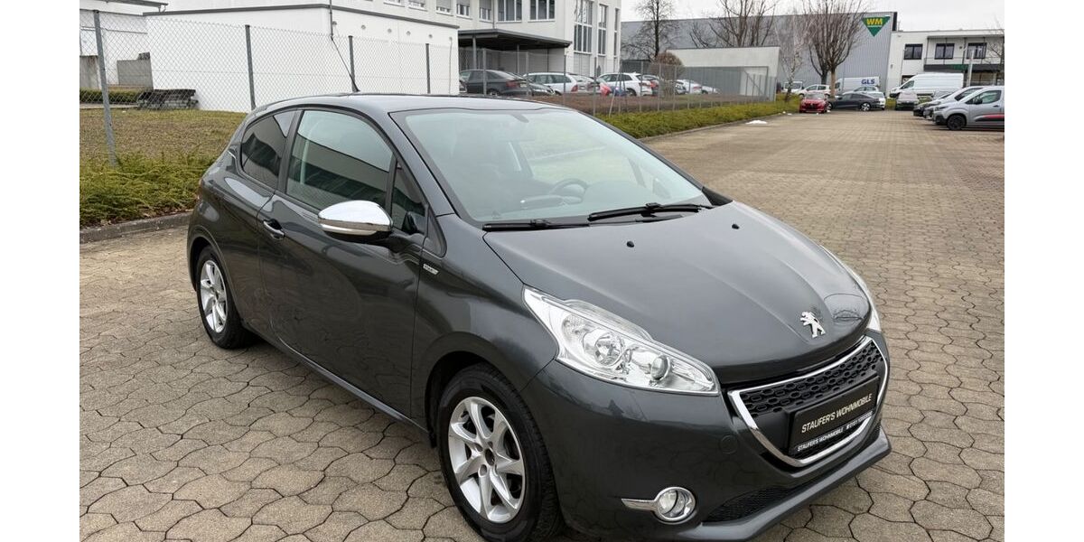 Peugeot 208 141.000 km 4.399 &euro; Göppingen 73035