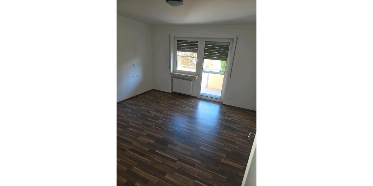 Erdgeschoßwohnung Bad Windsheim - 3 Zimmer, 75 m&sup2;, 1.000&euro; | Angebot:26286999