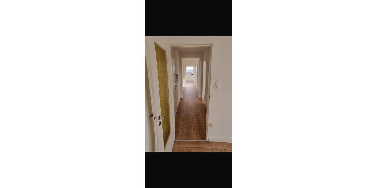 Etagenwohnung Bremerhaven Mitte - 3 Zimmer, 83 m&sup2;, 115.000&euro; | Angebot:26166790