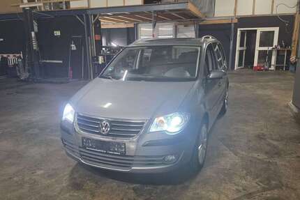 VW Touran 147.500 km 5.250 &euro; Ahrensburg 22926