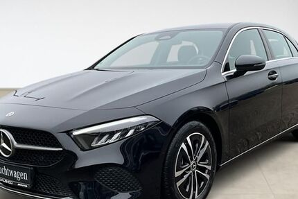 Mercedes-Benz A 180 4.380 km 27.880 &euro; Niebüll 25899