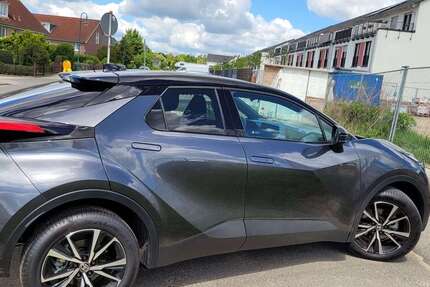 Toyota C-HR 12.200 km 31.500 &euro; Ahrensfelde 16356