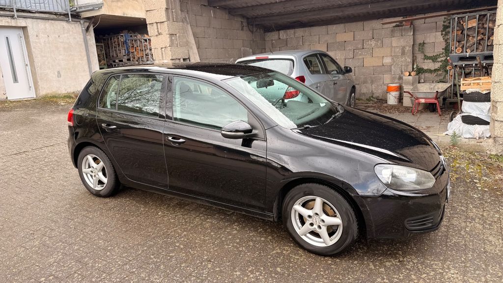 VW Golf 116.499 km 4.400 &euro; Kettig 56220