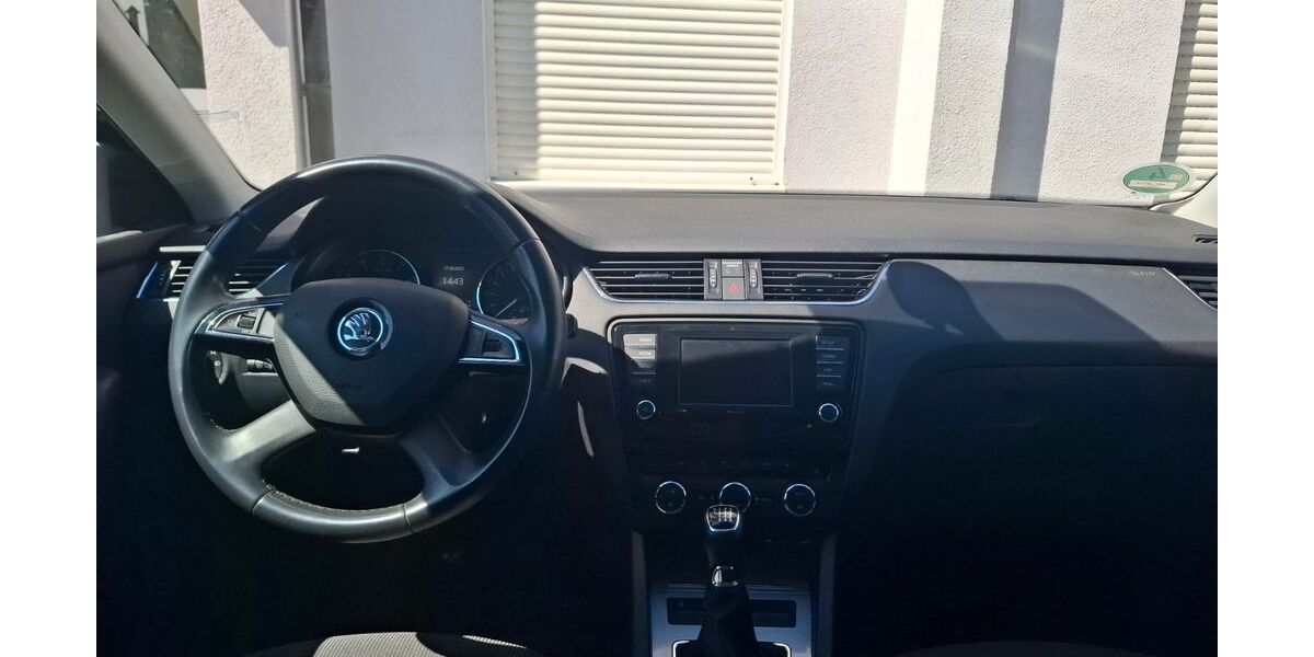Skoda Octavia 244.339 km 5.400 € Sandhausen 69207