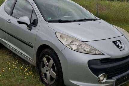 Peugeot 207 191.530 km 1.500 &euro; Feldberger Seenlandschaft 17258