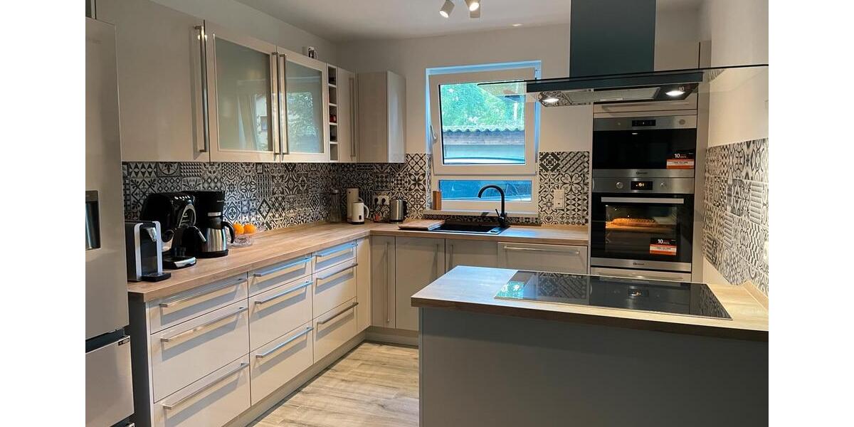 Erdgeschoßwohnung Am Mellensee - 4 Zimmer, 110 m&sup2;, 2.995&euro; | Angebot:26412847