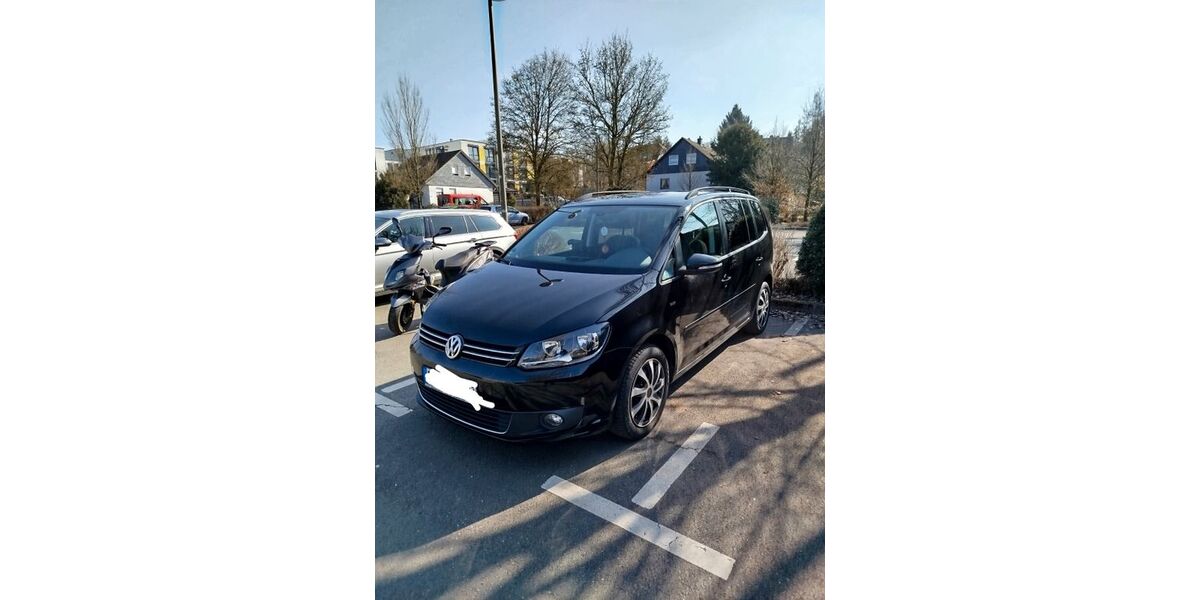 VW Touran 183.000 km 8.500 &euro; Bergneustadt 51702