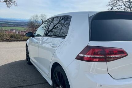 VW Golf 182.000 km 11.990 &euro; Augsburg 86157