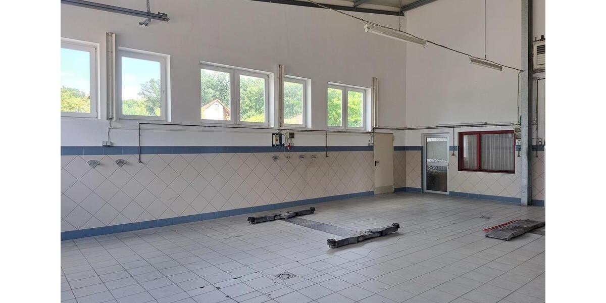 Gewerbeobjekt Pyrbaum - 2.100&euro; | Angebot:25945848
