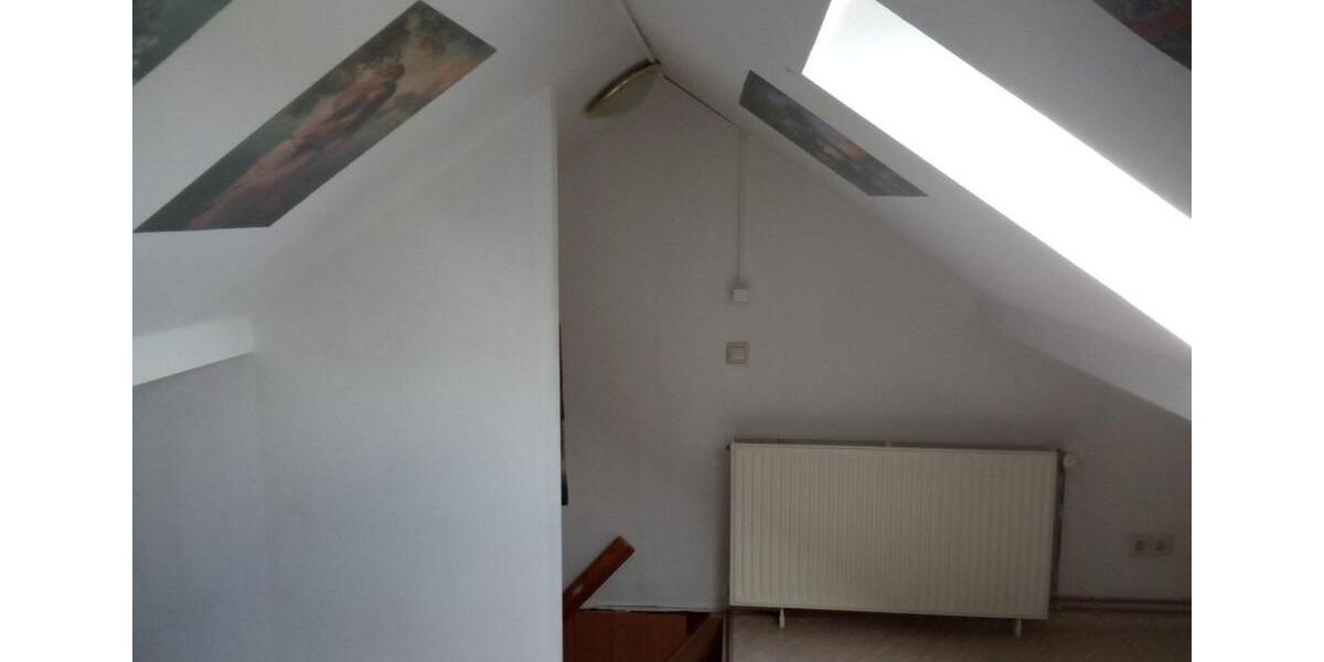Reihenhaus Zwickau - 2 Zimmer, 59 m&sup2;, 75.000&euro; | Angebot:26660489