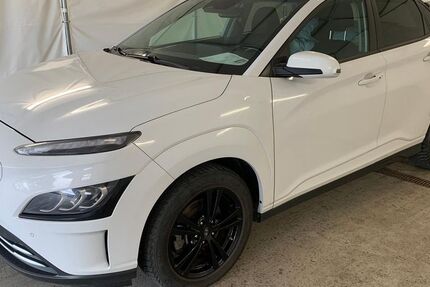 Hyundai KONA 65.165 km 21.420 &euro; Steinbach-Hallenberg OT Herges-Hallenberg 98587